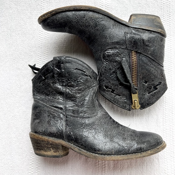 Steve Madden Western Style Ankle Boots Woman 7.5 - Picture 2 of 8